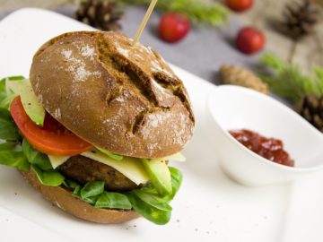 burger-1900560_640